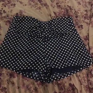 Minnie Mouse disney navy blue polka dot bow shorts